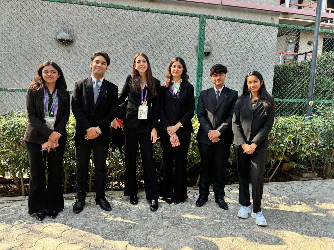 Lara Jarsun participó como coach en la Philip C. Jessup International Law Moot Court Competition en Nueva Delhi